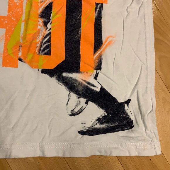 🔥4for$20🔥 Boys Basketball Sports Short Sleeve T-Shirt - Size M - Picture 7 of 11